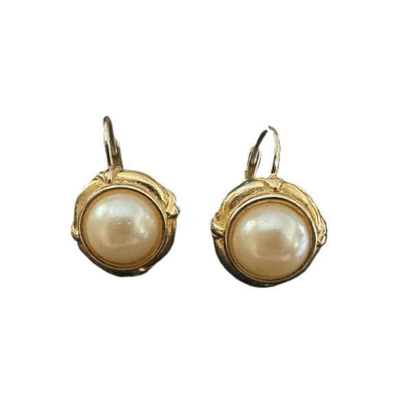 NAPIER Vintage Faux Pearl Lever Back Earrings - Gold T… - Picture 2 of 4